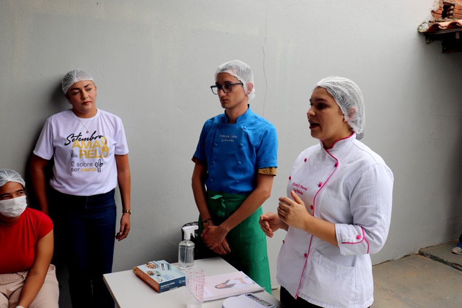 Mulheres participam de curso de Salgados Comerciais promovido pela SEMTAS - Imagem 1