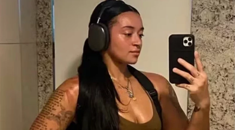 Filha de Carla Perez e Xanddy, surpreende a web com abdômen trincado durante treino