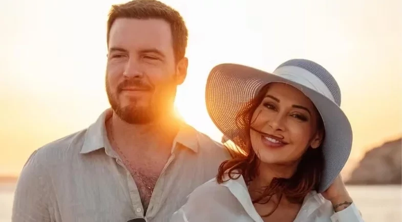 Maíra Cardi se declara a Thiago Nigro: 'Passaria por tudo quatro vezes mais''