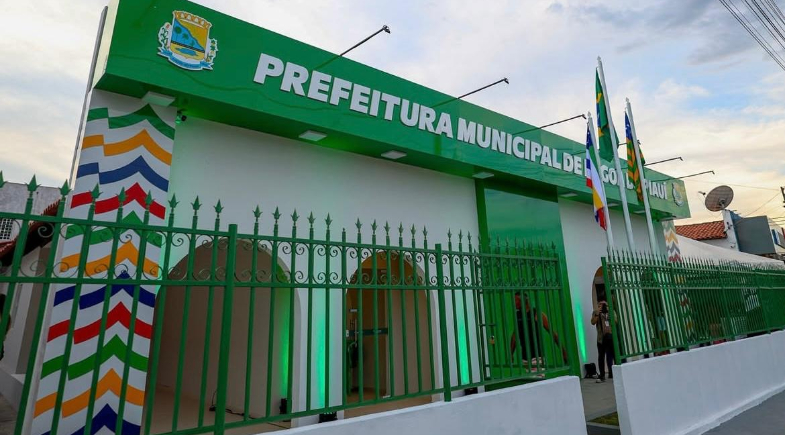Entregue obra de reforma e reestruturação do prédio da sede da Prefeitura de Lagoa do Piauí