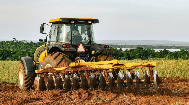 Prefeitura de Marcolândia abre inscrições para serviços de aração de terras