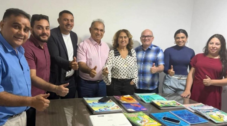 Prefeito Milton Passos realiza reunião com técnicos da Educação de Pau D’Arco