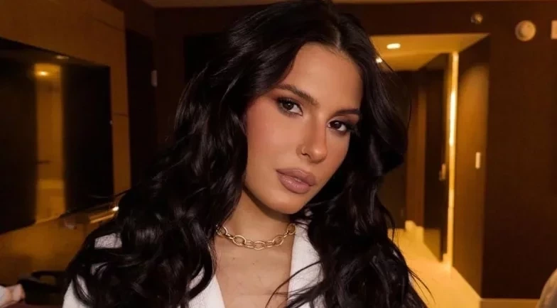 Ana Castela curte comentário de fã-clube de Virginia e gera repercussão nas redes