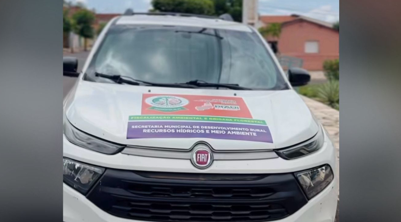 Prefeitura de Itainópolis realiza entrega de veículo 0km para secretaria de agricultura