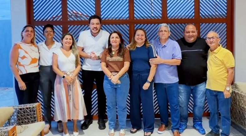 Prefeita Maninha realiza reunião com autoridades em Luís Correia