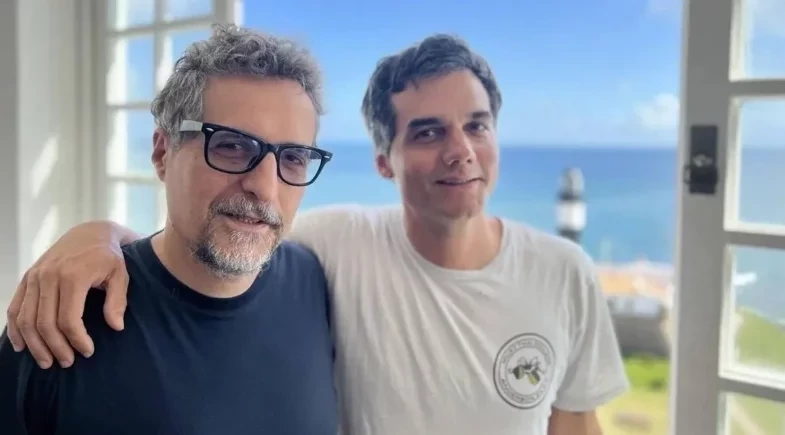 Kleber Mendonça Filho celebra indicações de ‘O Agente Secreto’ ao Oscar 2026 
