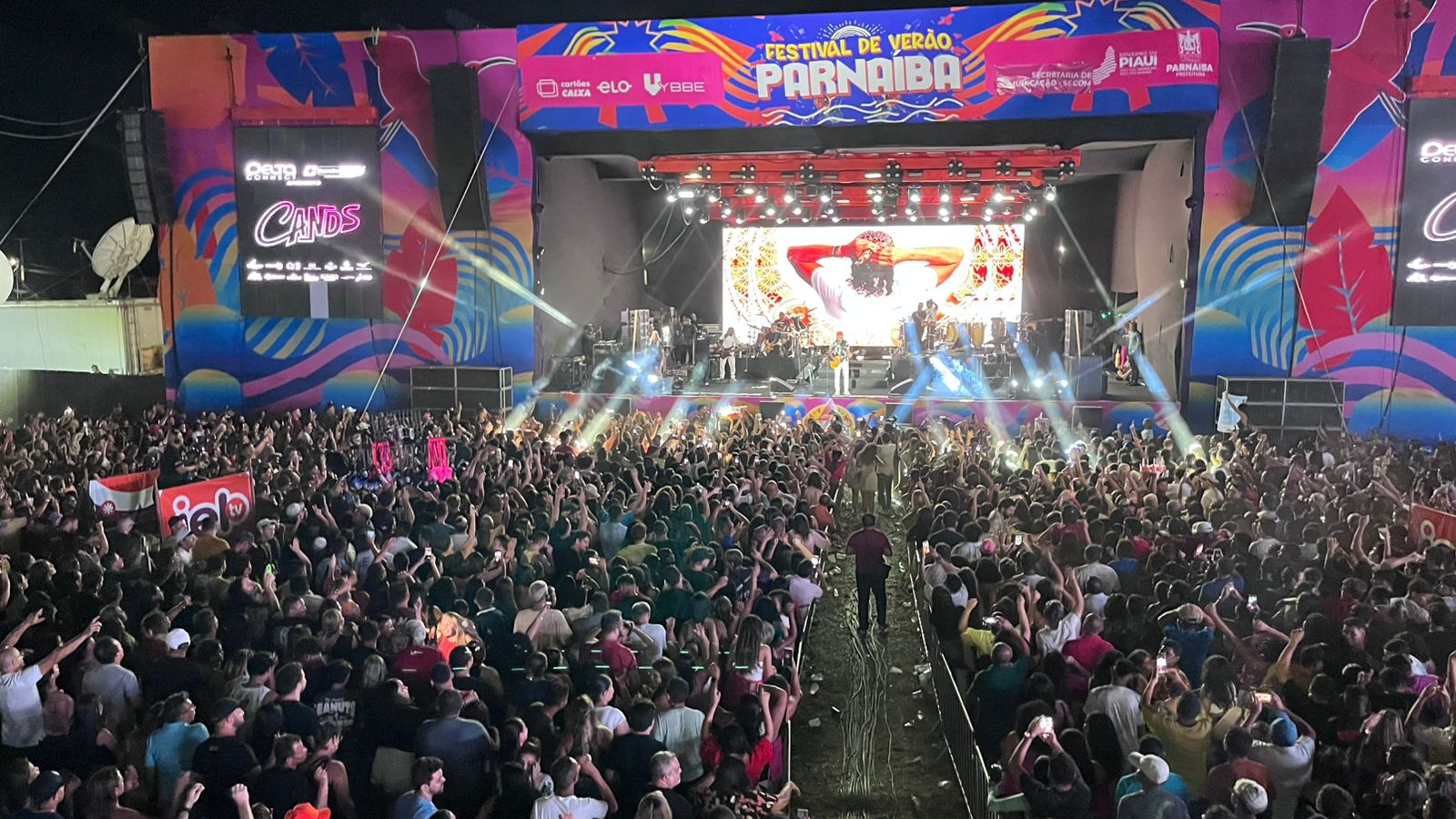 Bell Marques encerra Festival de Verão de Parnaíba - Foto: Saymon LimaBell Marques encerra Festival de Verão de Parnaíba - Foto: Saymon Lima