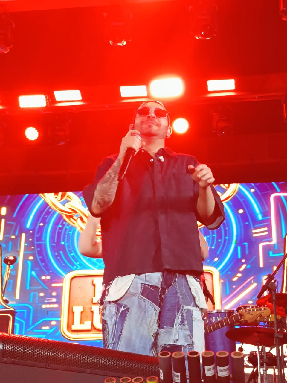 Cantor Lipe Lucena no palco do Festival de Verão de Parnaíba - Foto: Saymon LimaCantor Lipe Lucena no palco do Festival de Verão de Parnaíba - Foto: Saymon Lima