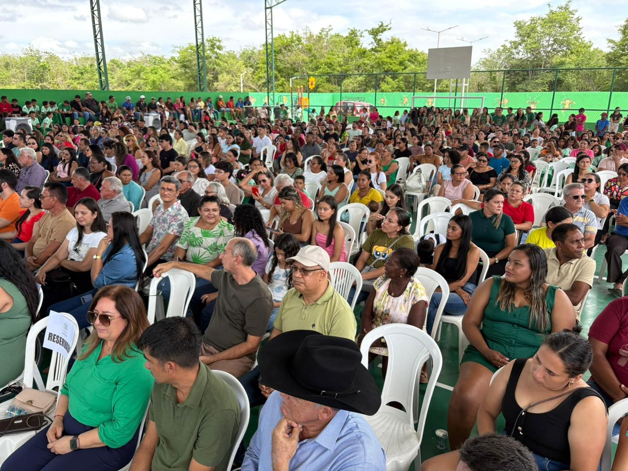 Prefeitura de Esperantina entrega nova Escola e inaugura quadra poliesportiva - Imagem 2
