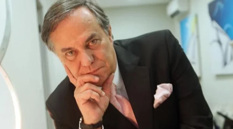 Ronnie Von pede demissão da Rede TV! após descoberta nos bastidores