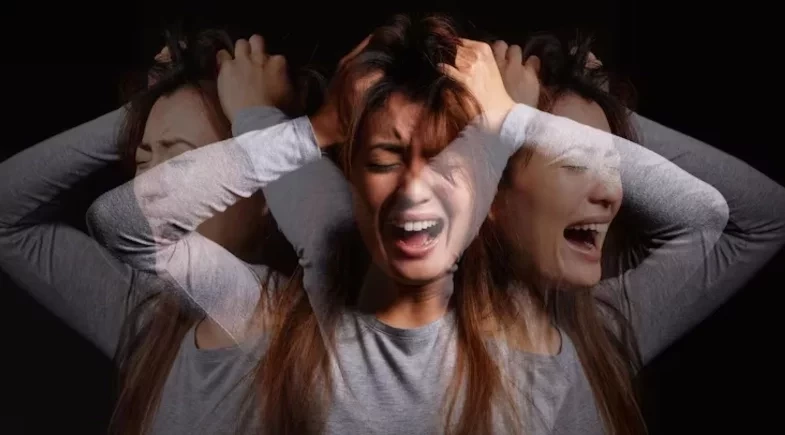 Astrologia aponta os 4 signos que mais sentem o impacto do fim do mês; saiba quais