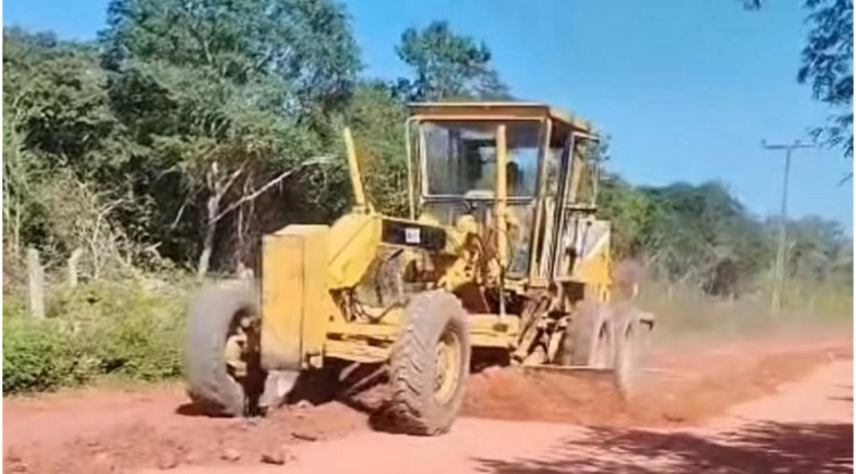 Prefeitura de Bom Jesus intensifica recuperação de estradas vicinais na zona rural