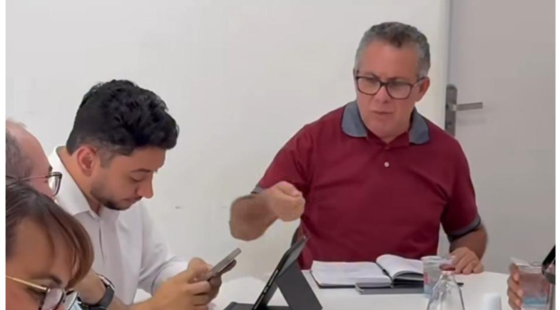 Prefeito de Nazária realiza reunião de alinhamento com secretários municipais