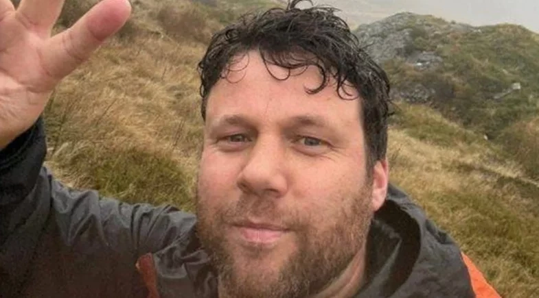 Cantor morre durante trilha em montanha um dia após aniversário