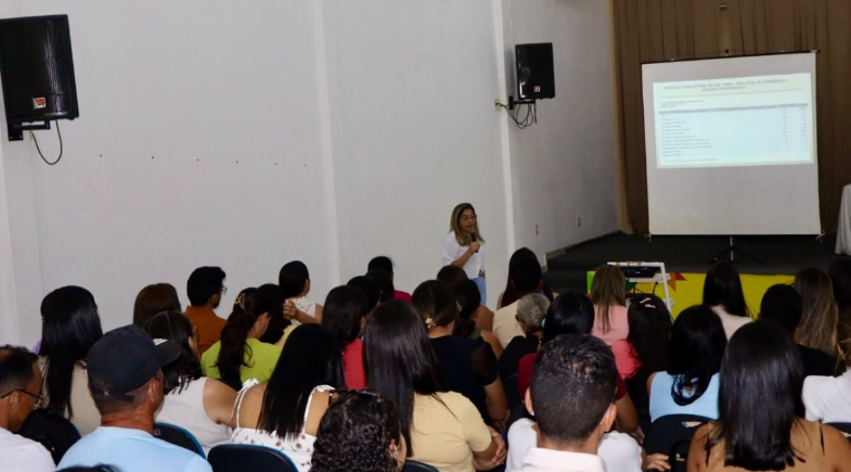 Secretaria de Saúde de Buriti dos Montes realiza encontro de boas-vindas com profissionais da área assistencial