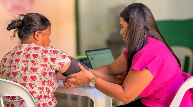 Consultório de Rua oferece atendimento a pessoas em situação de vulnerabilidade em Parnaíba