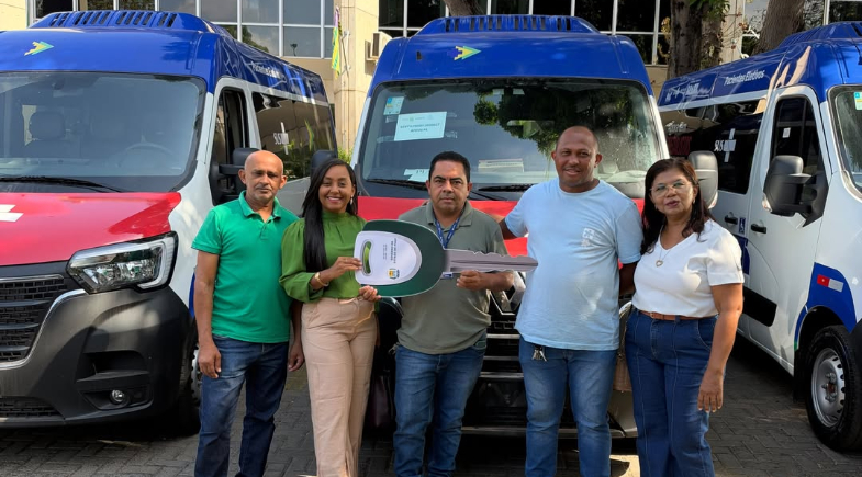 Município de Arraial é contemplado com nova van para atender pacientes que fazem hemodiálise