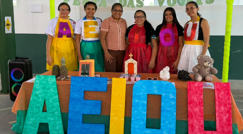 Escola Antônia Costa realiza culminância do projeto das vogais e valoriza a aprendizagem na primeira infância