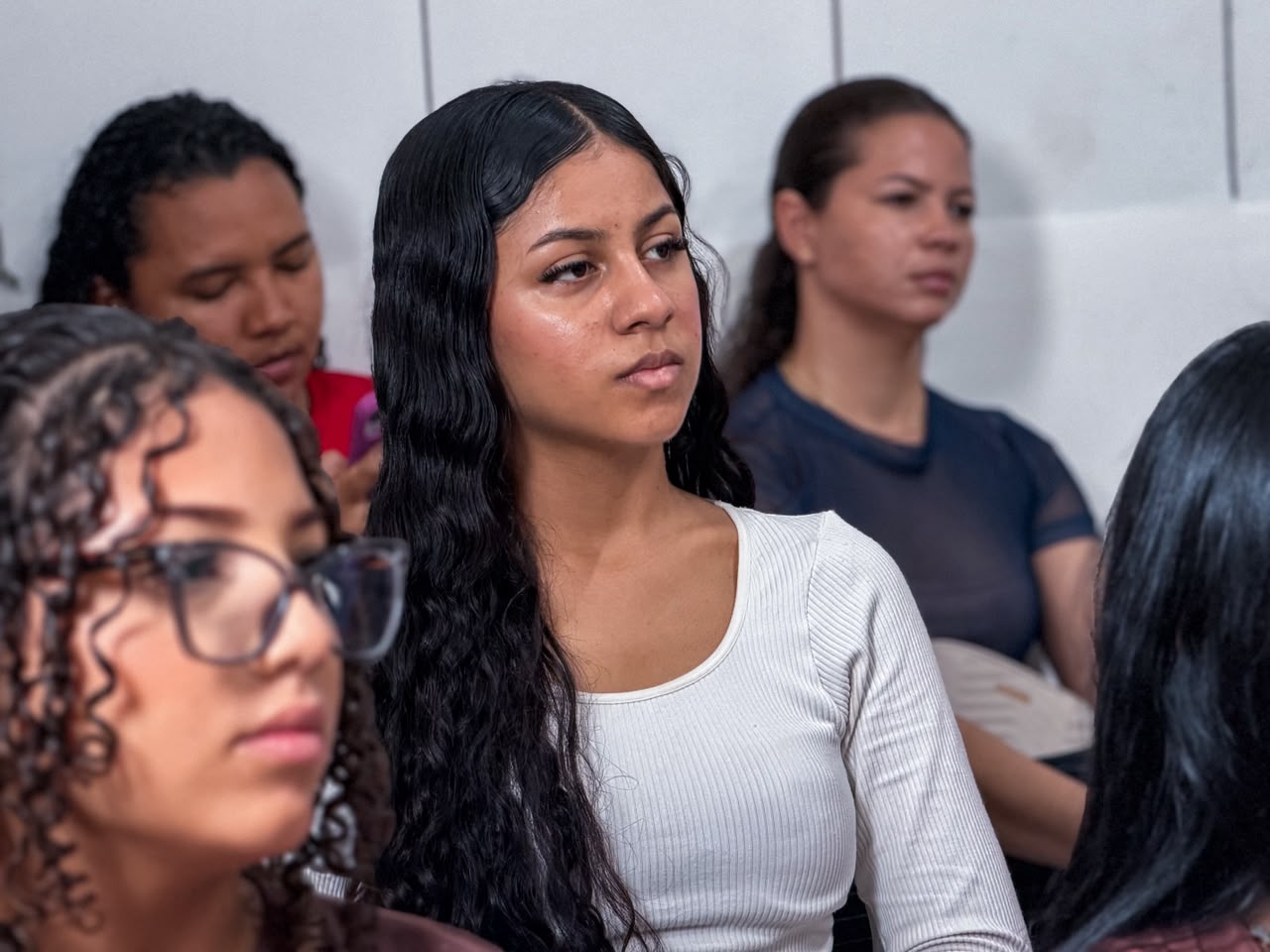 Prefeitura de Lagoa do Piauí promove curso de automaquiagem e incentiva o empreendedorismo feminino - Imagem 3