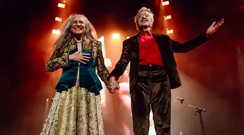 Caetano Veloso e Maria Bethânia vencem Grammy de Melhor Álbum Global