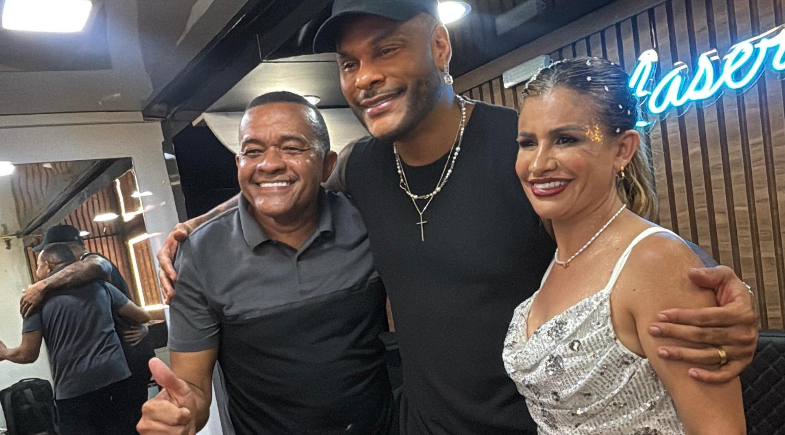 Show de Tony Salles arrasta multidão e fomenta turismo no Zé Pereira de Amarante