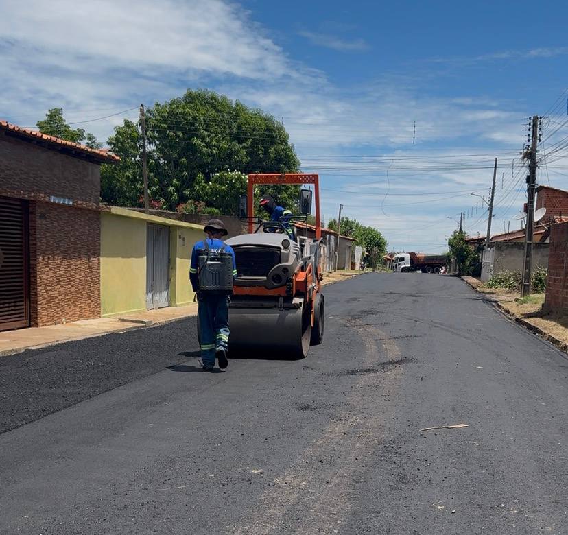 Campo Maior recebe serviços de pavimentação asfáltica em diversos bairros - Imagem 2