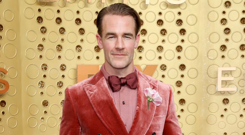 Quem era James Van Der Beek, galã e astro dos anos 90, que morreu aos 48 anos