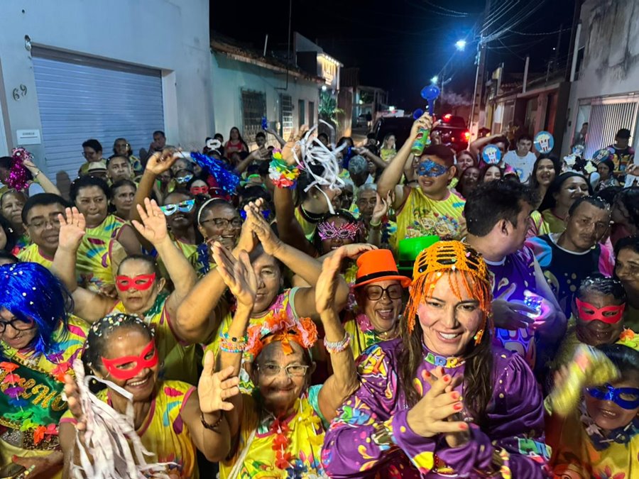 Tarde Cultural reúne blocos de rua, secretarias e grandes atrações em Esperantina - Imagem 4