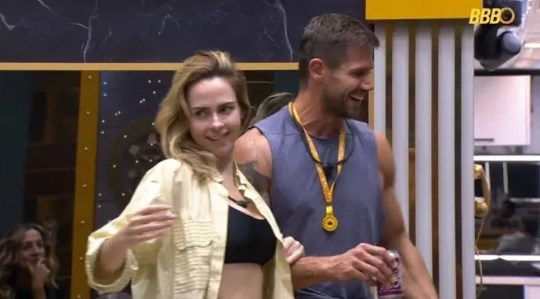 BBB 26: Ana Paula Renault faz proposta inusitada a Jonas Sulzbach: “Na cama”
