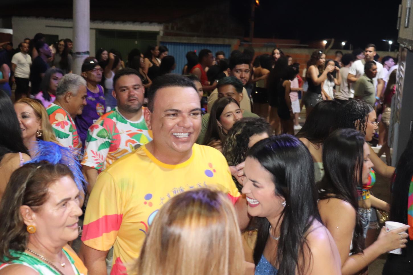 Carnaval de São Raimundo Nonato atrai multidão no segundo dia de festa - Imagem 6