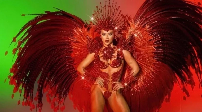 Responsável por fantasia de Virgínia comenta problema com costeiro: “Esforço foi máximo”