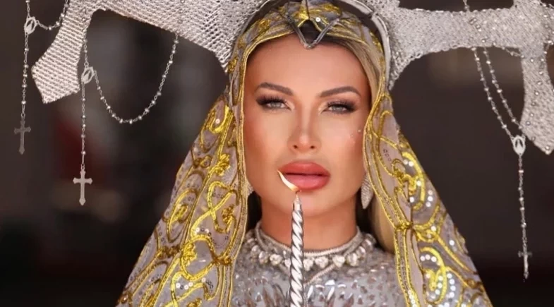 Andressa Urach revela que fez cirurgia no hímen para “casar virgem” 
