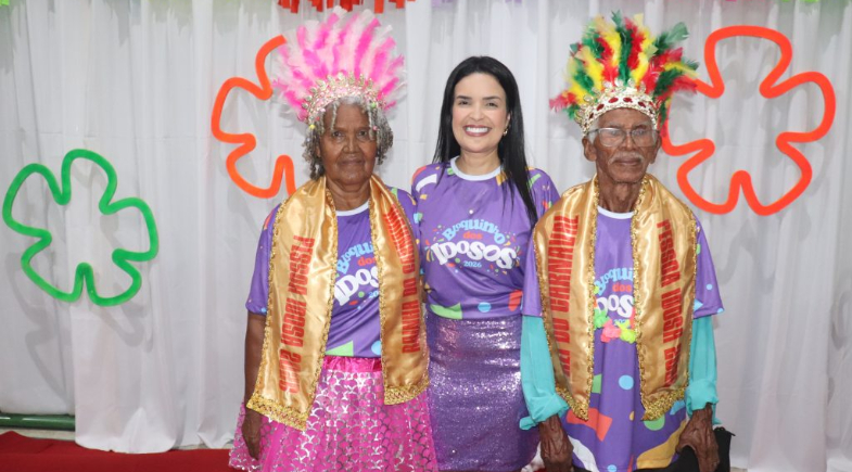 Prefeitura de São Raimundo Nonato promove festa de carnaval para idosos do SCFV