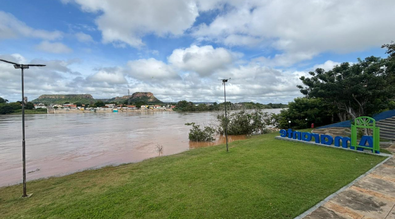 Prefeitura de Amarante alerta comunidades ribeirinhas sobre a cheia do Rio Parnaíba