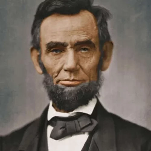 Quem são? Lista revela os famosos considerados os mais feios da história - imagem 139990