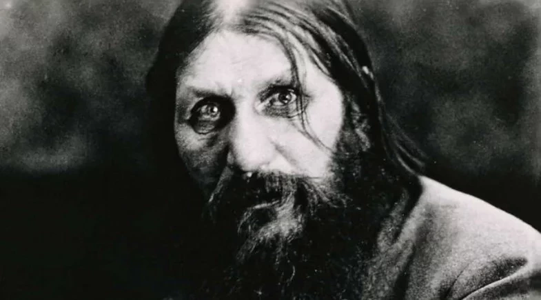 Quem são? Lista revela os famosos considerados os mais feios da história