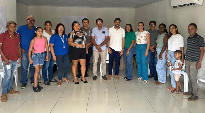 Prefeitura realiza reunião com agricultores familiares para orientar sobre chamada pública da alimentação escolar