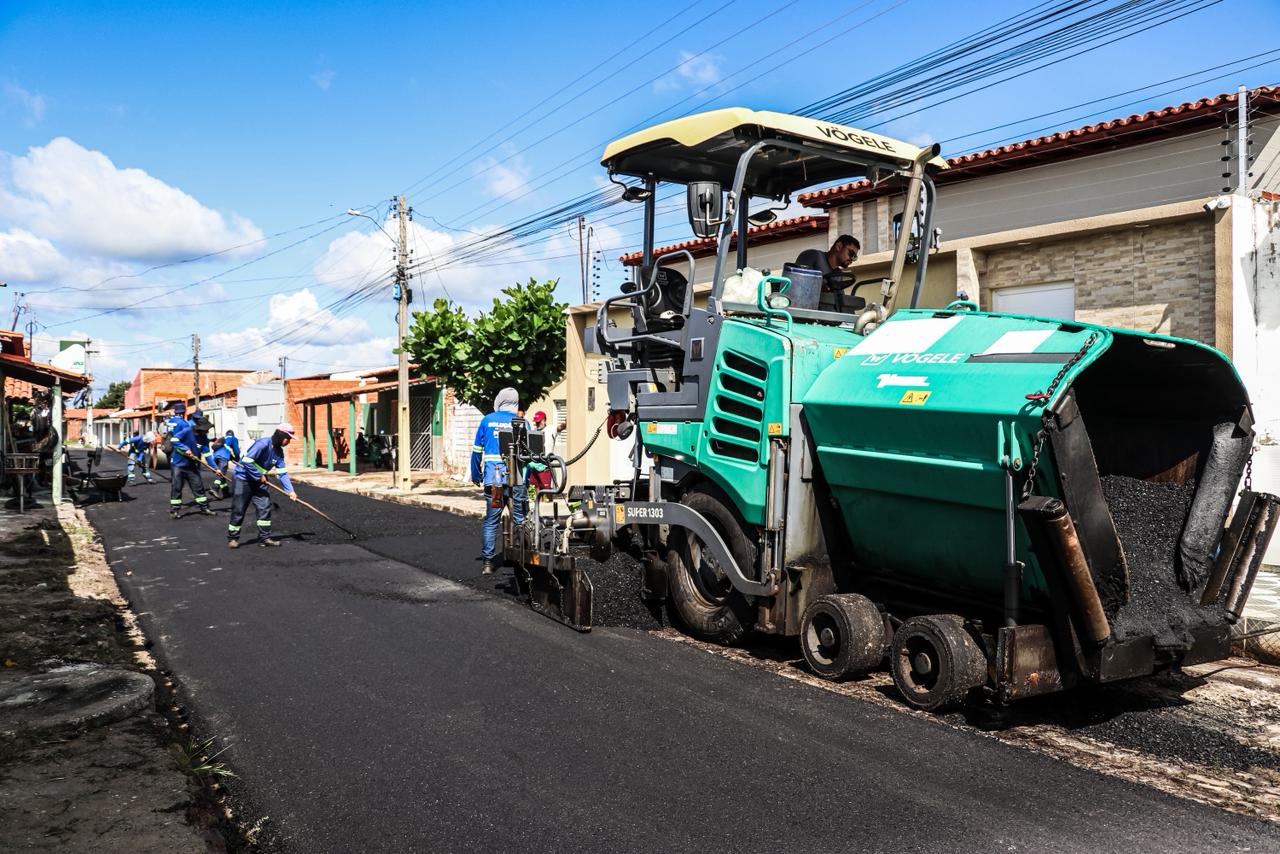 Asfaltamento avança em Água Branca com investimento de quase R$ 2 milhões - Imagem 10
