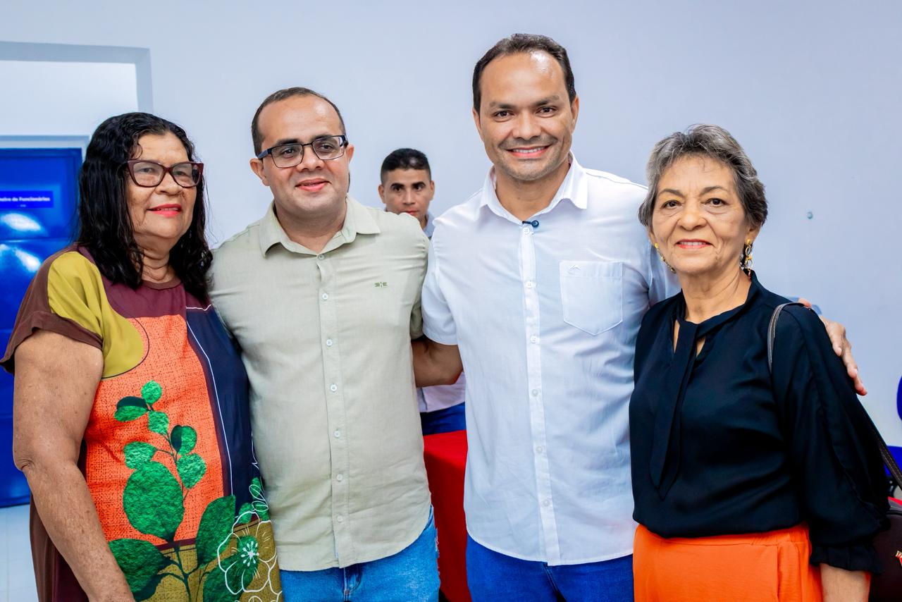 Prefeito Pedro Gomes entrega reforma e modernização da Escola Senhor Carvalho - Imagem 2