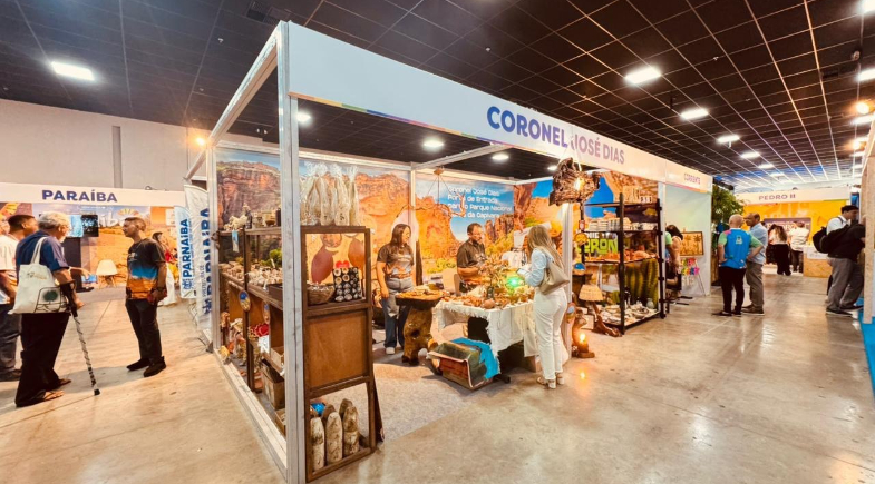 Coronel José Dias leva seus artesãos à FETUR e surpreende com experiência em realidade virtual