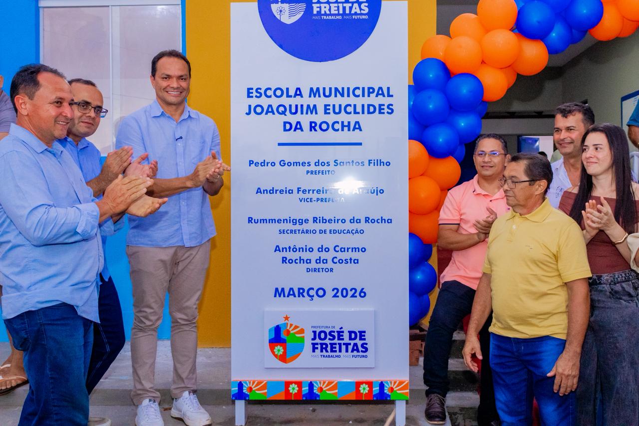 Prefeito Pedro Gomes entrega reconstrução de mais uma escola em José de Freitas - Imagem 3