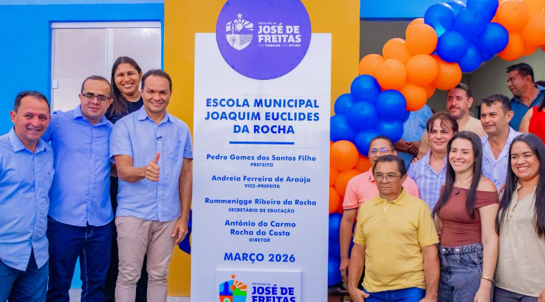 Prefeito Pedro Gomes entrega reconstrução de mais uma escola em José de Freitas