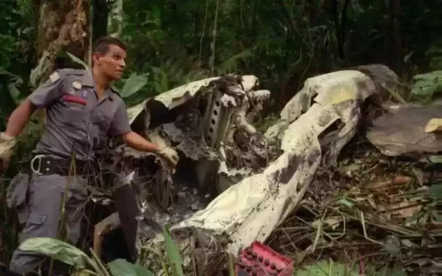 Relembre o acidente aéreo que matou os Mamonas Assassinas há 30 anos - imagem 139591