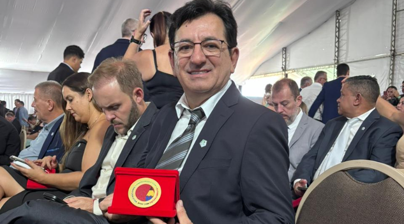 Educação de Esperantina é destaque no MEC e recebe Selo Ouro de Alfabetização 2026