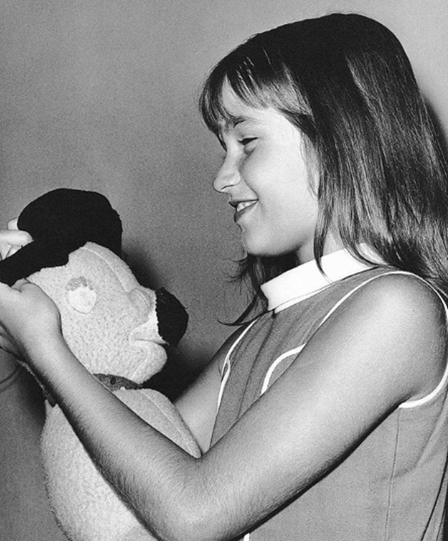 Xuxa posta foto de quando era criança - Foto: Instagram