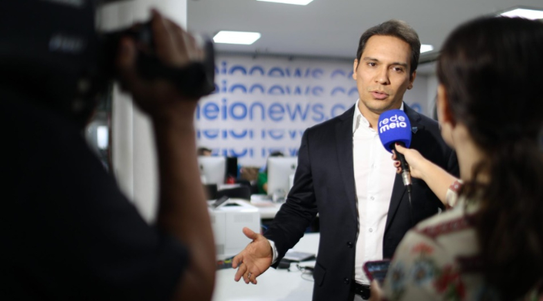 Justiça manda retirar publicações falsas contra gestão de Gilberto Júnior e determina identificação de perfil