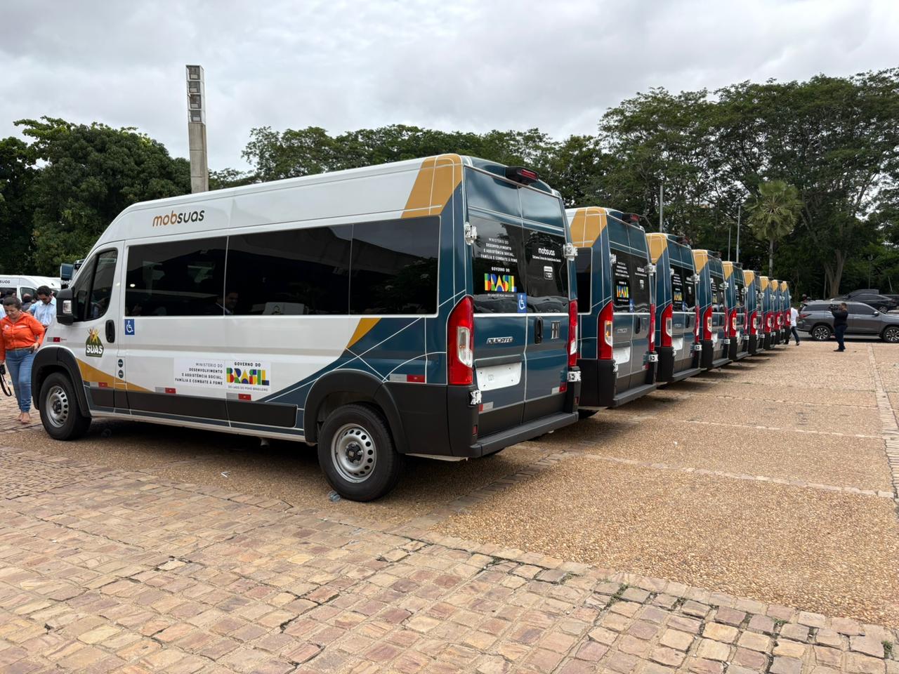 Esperantina recebe veículo do MOBSUAS e reforça atendimento da Assistência Social - Imagem 4