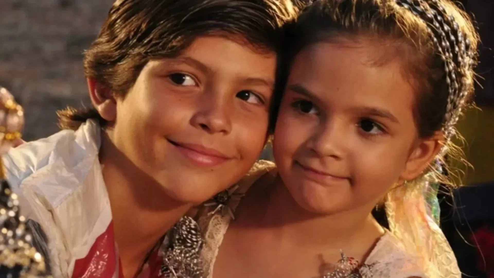 Bernardo Simões e Mel Maia em 'Avenida Brasil'