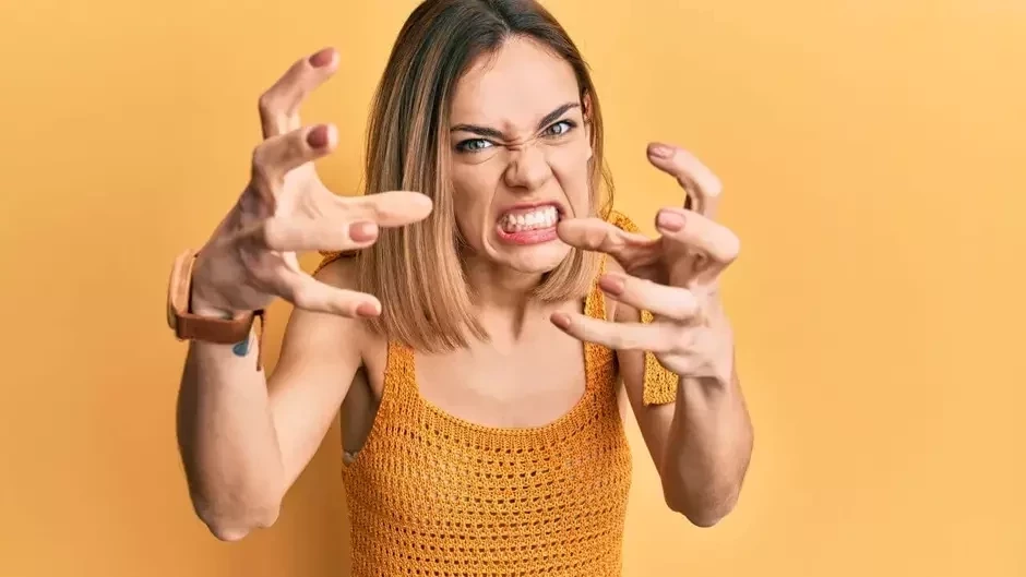 Quando a paciência acaba: o que faz esses signos perderem a cabeça - imagem 141197