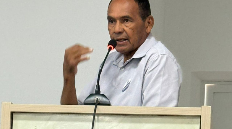 Prefeito de Baixa Grande do Ribeiro defende concursos públicos em reunião da APPM